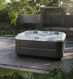 J-300™ – den nyudviklede spabadserie fra Jacuzzi®